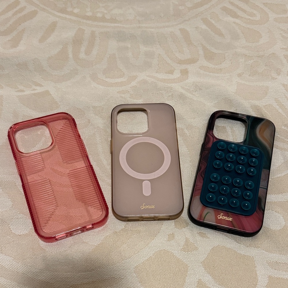 iPhone 14 Pro Cases